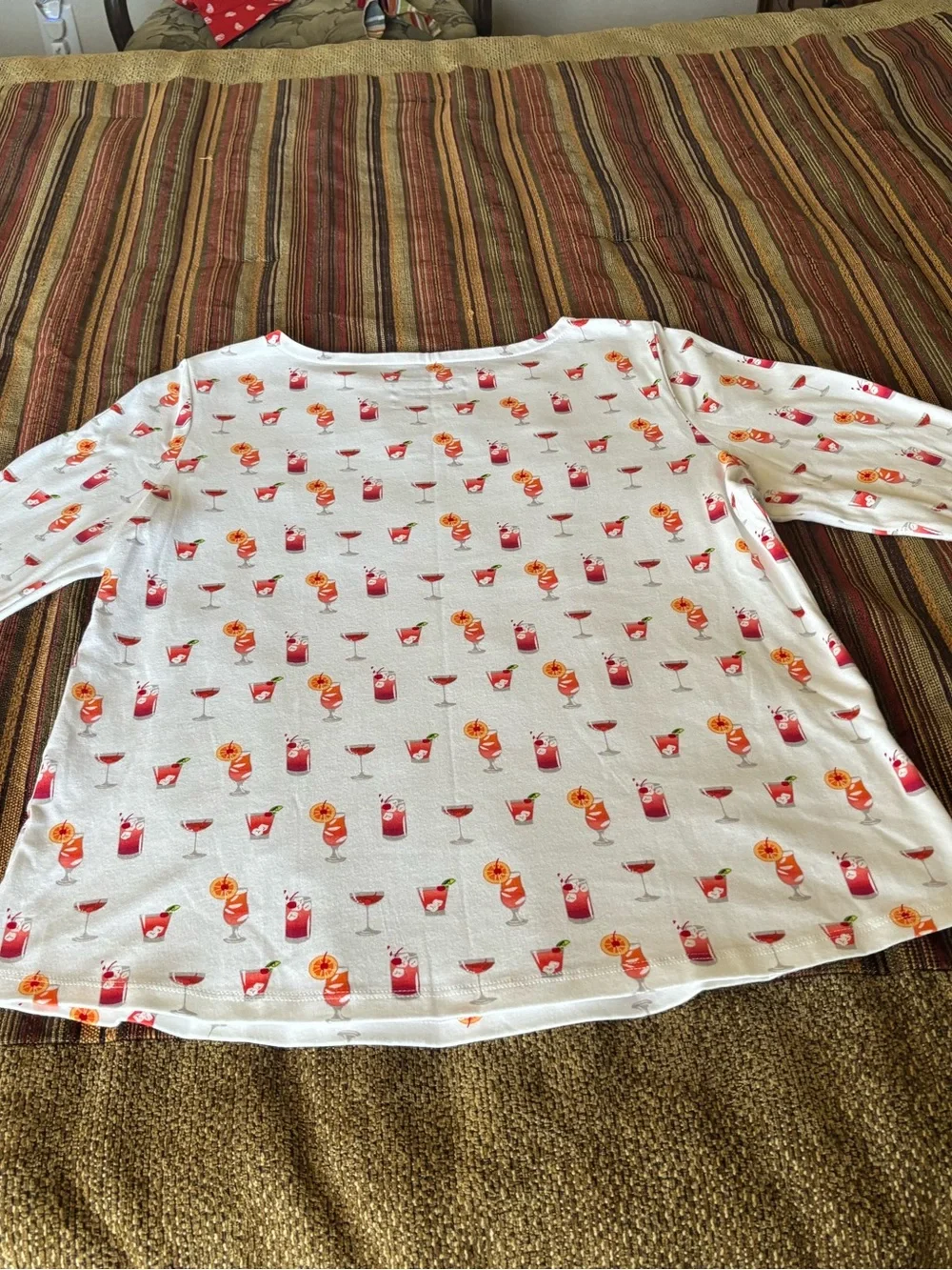 Charter Club cocktail long sleeve top
100% cotton size L . Great cruise wear! - Picture 9 of 11